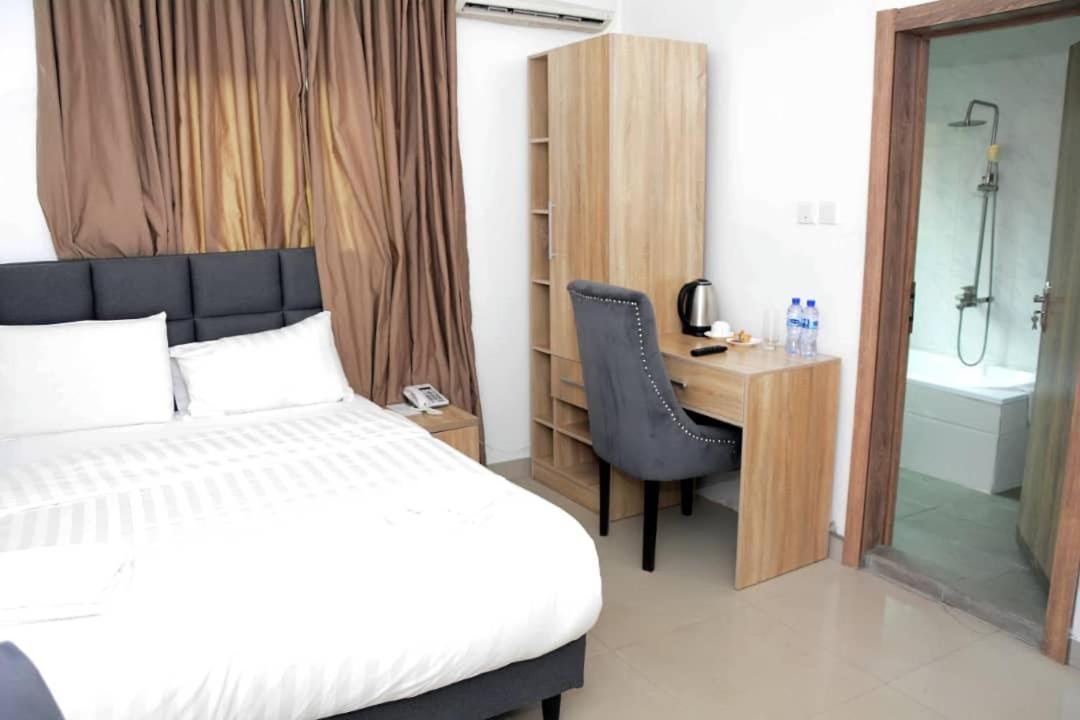 Tivoli Hotel Seafront Ikoyi Aliayabiagba Zewnętrze zdjęcie