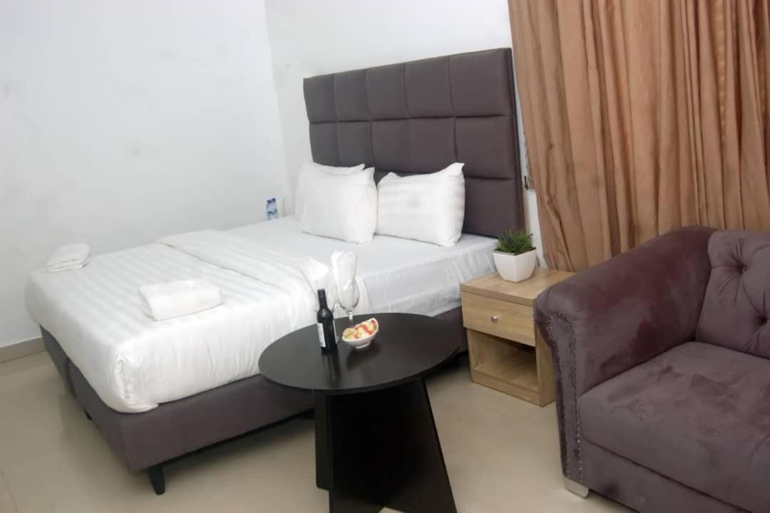 Tivoli Hotel Seafront Ikoyi Aliayabiagba Zewnętrze zdjęcie