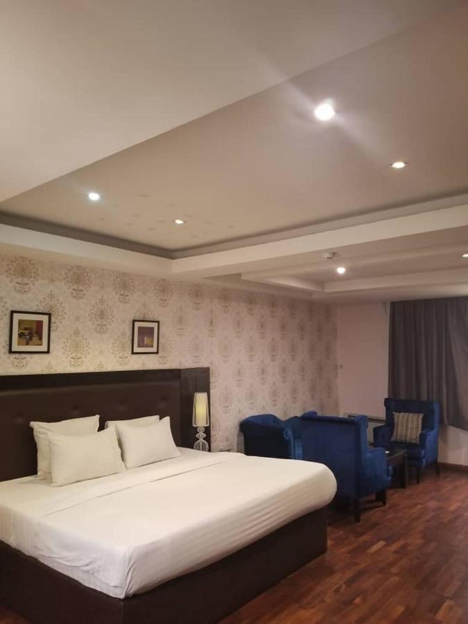 Tivoli Hotel Seafront Ikoyi Aliayabiagba Zewnętrze zdjęcie