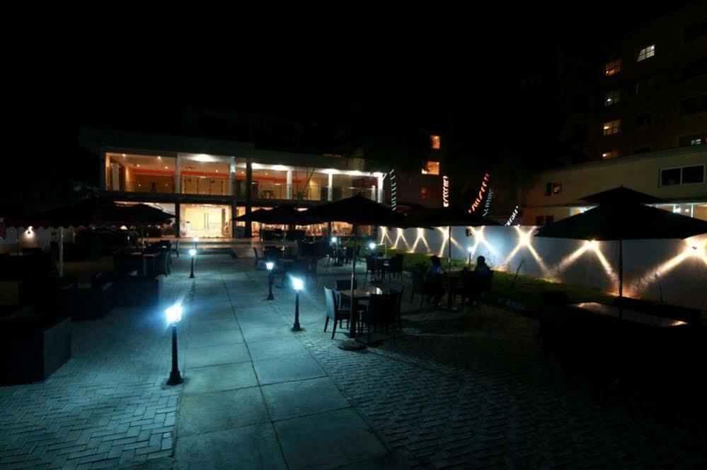 Tivoli Hotel Seafront Ikoyi Aliayabiagba Zewnętrze zdjęcie
