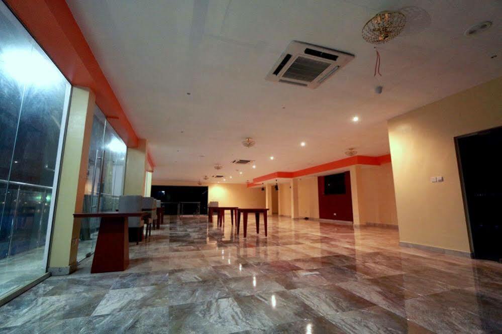 Tivoli Hotel Seafront Ikoyi Aliayabiagba Zewnętrze zdjęcie